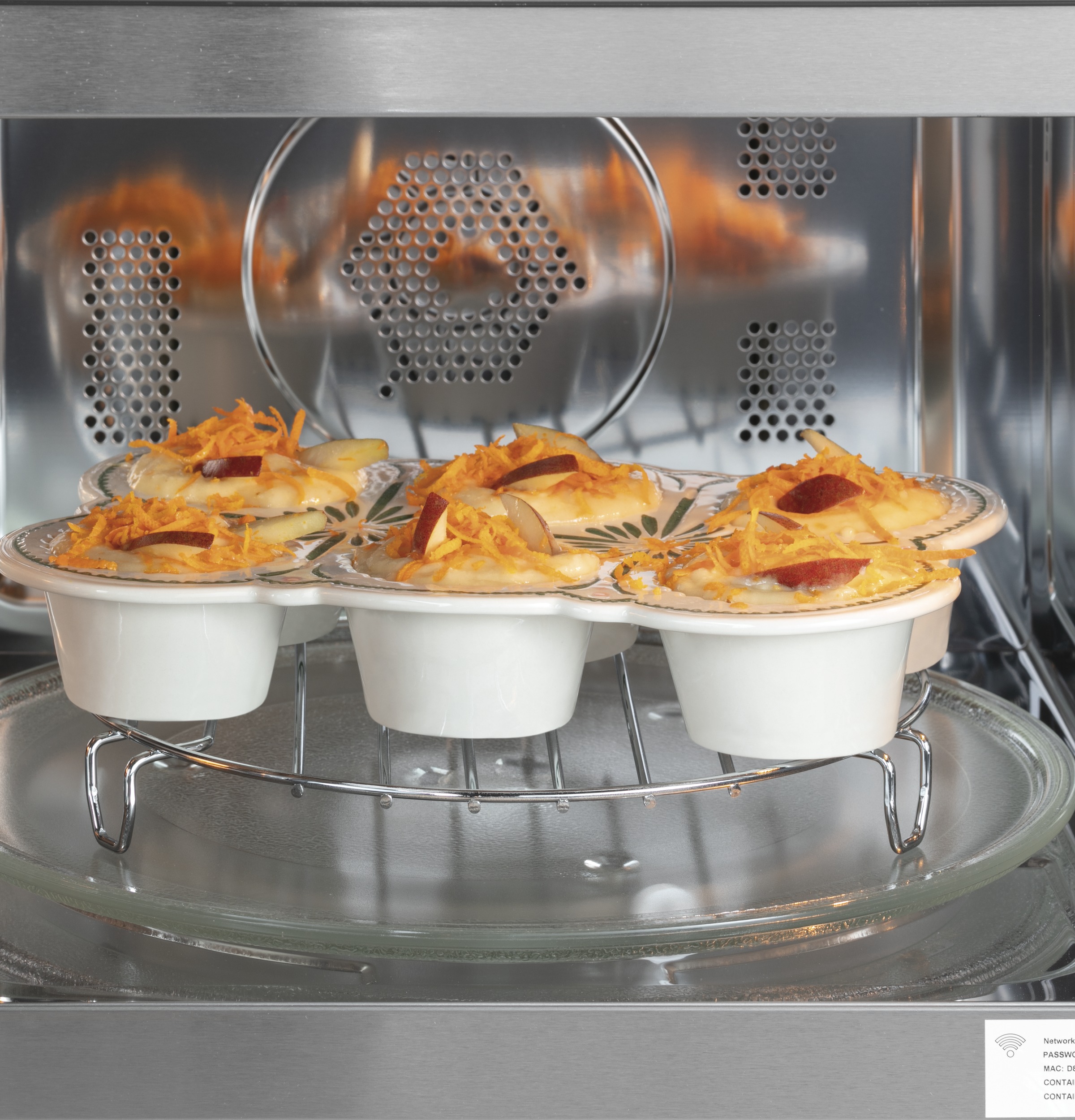 CAFÉ™ 1.5 Cu. Ft. Smart Countertop Convection/Microwave Oven in Platinum Glass CEB515M2NS5