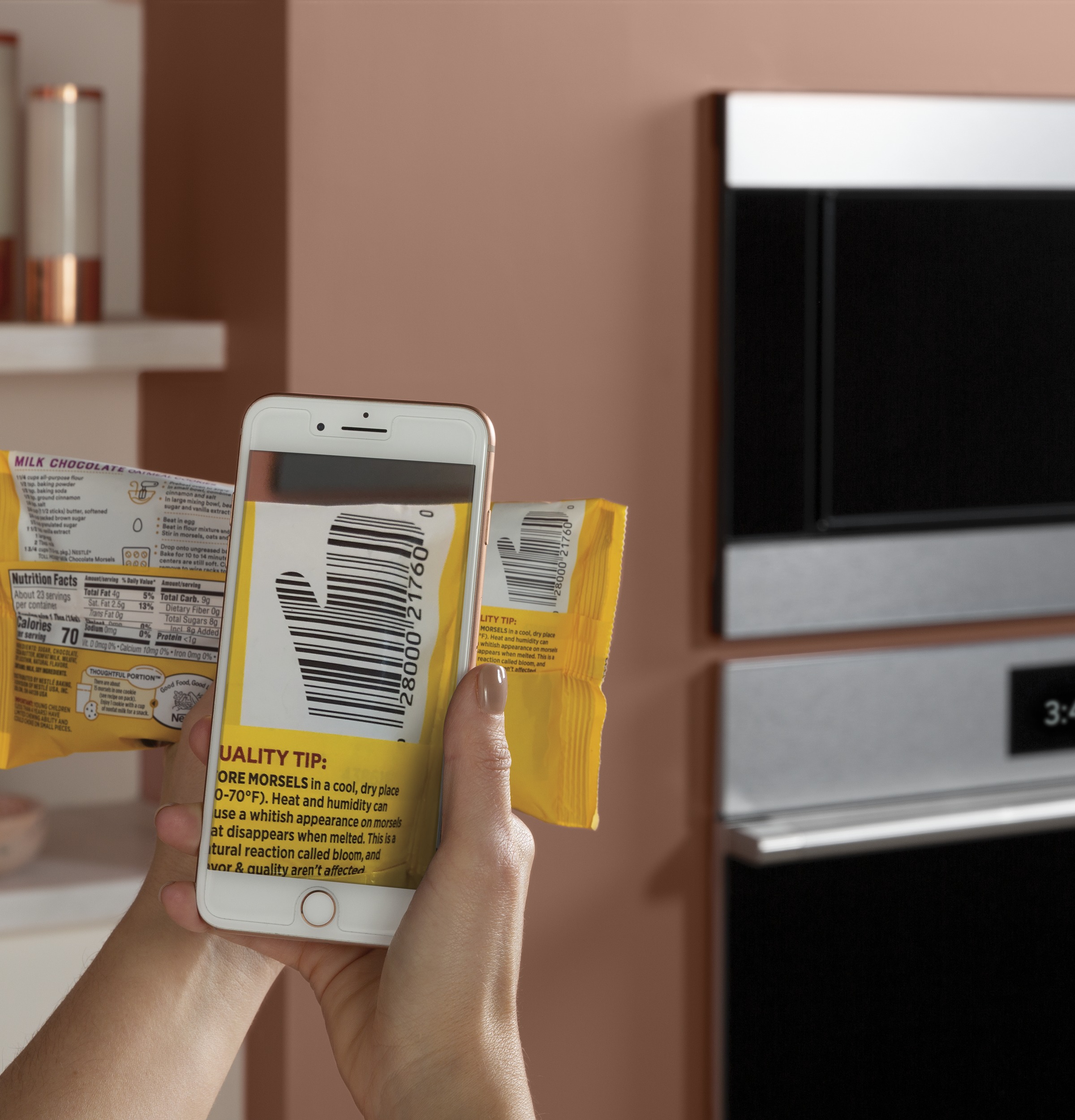 CAFÉ™ 1.5 Cu. Ft. Smart Countertop Convection/Microwave Oven in Platinum Glass CEB515M2NS5