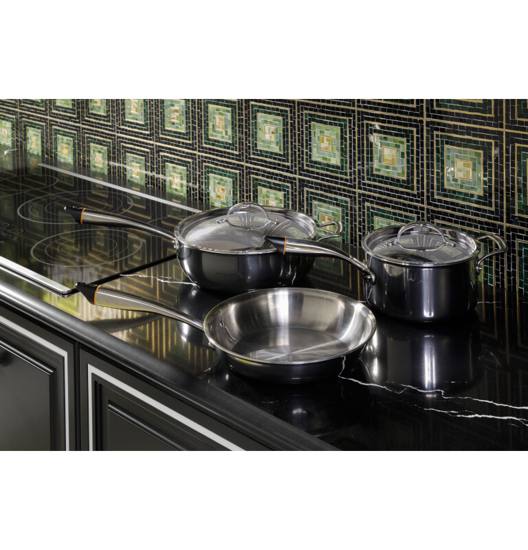 CAFÉ™ 30" Touch-Control Electric Cooktop CEP90301TBB