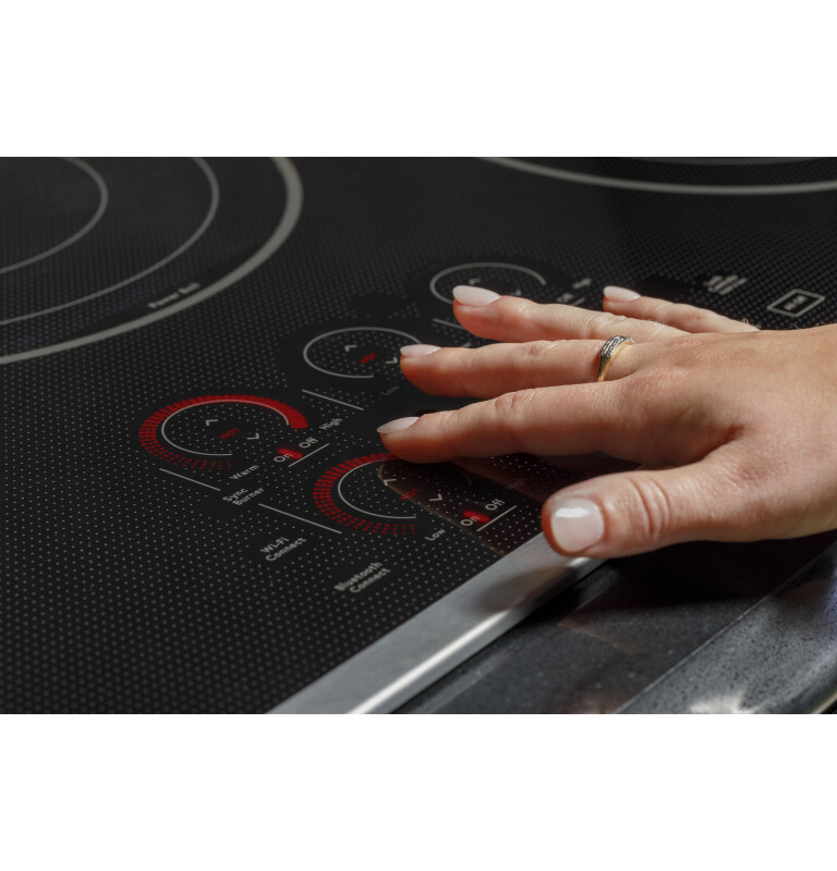 CAFÉ™ 30" Touch-Control Electric Cooktop CEP90301TBB