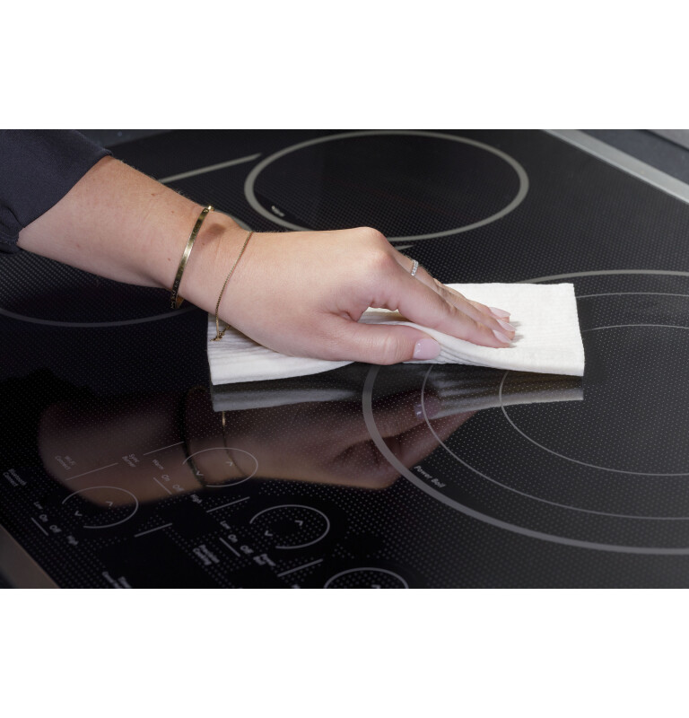 CAFÉ™ 30" Touch-Control Electric Cooktop CEP90301TBB