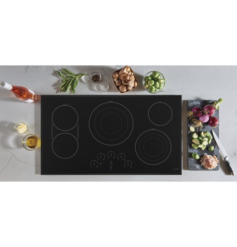 36" Touch-Control Electric Cooktop CEP90361NBB