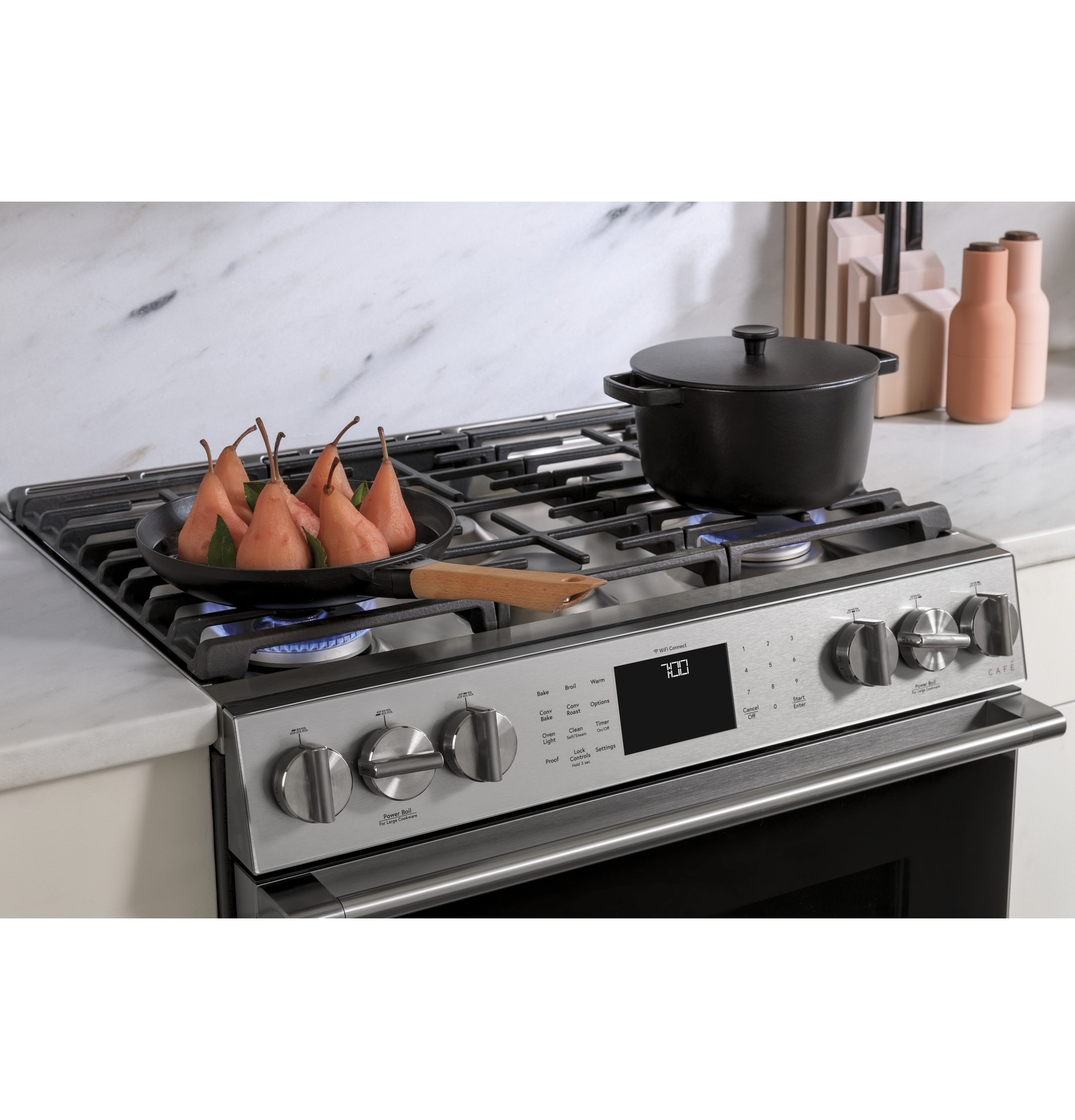 CAFÉ™ 30" Smart Slide-In, Front-Control, Gas Range with Convection Oven in Platinum Glass CGS700M2NS5