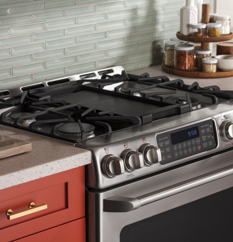 GE Series 30" Slide-In Front Control Range with Baking Drawer CGS985SETSS