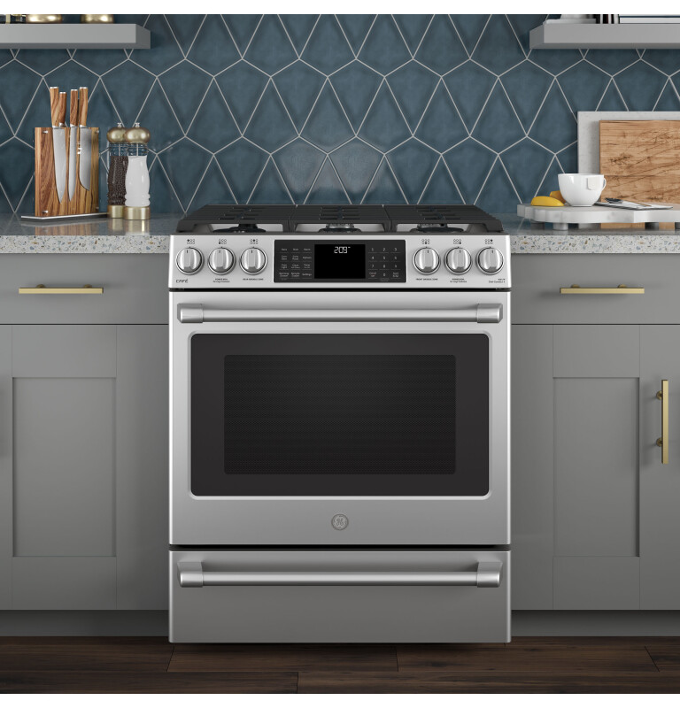 GE Series 30" Slide-In Front Control Range with Warming Drawer CGS986SELSS