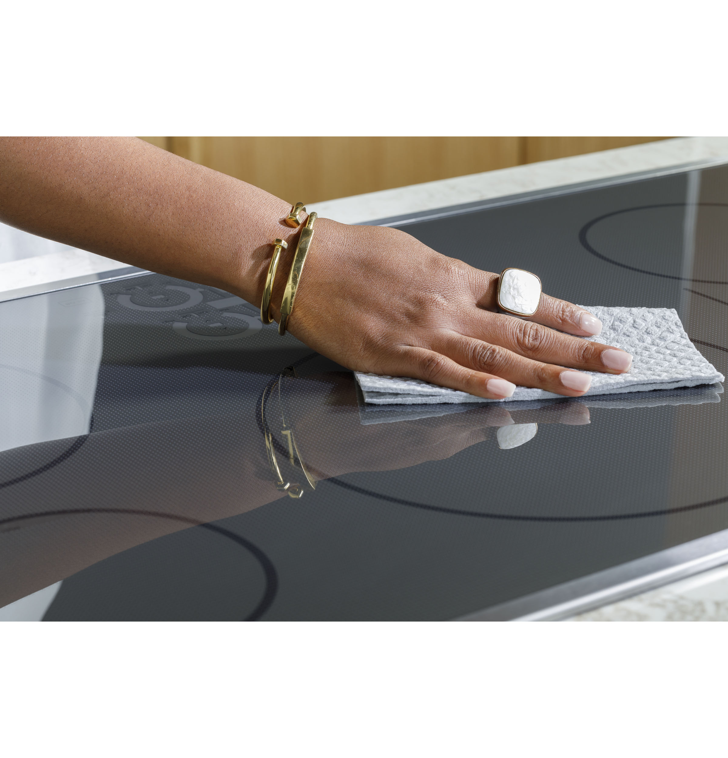 CAFÉ™ Series ENERGY STAR® 30" Built-In Touch Control Induction Cooktop CHP90302TSS