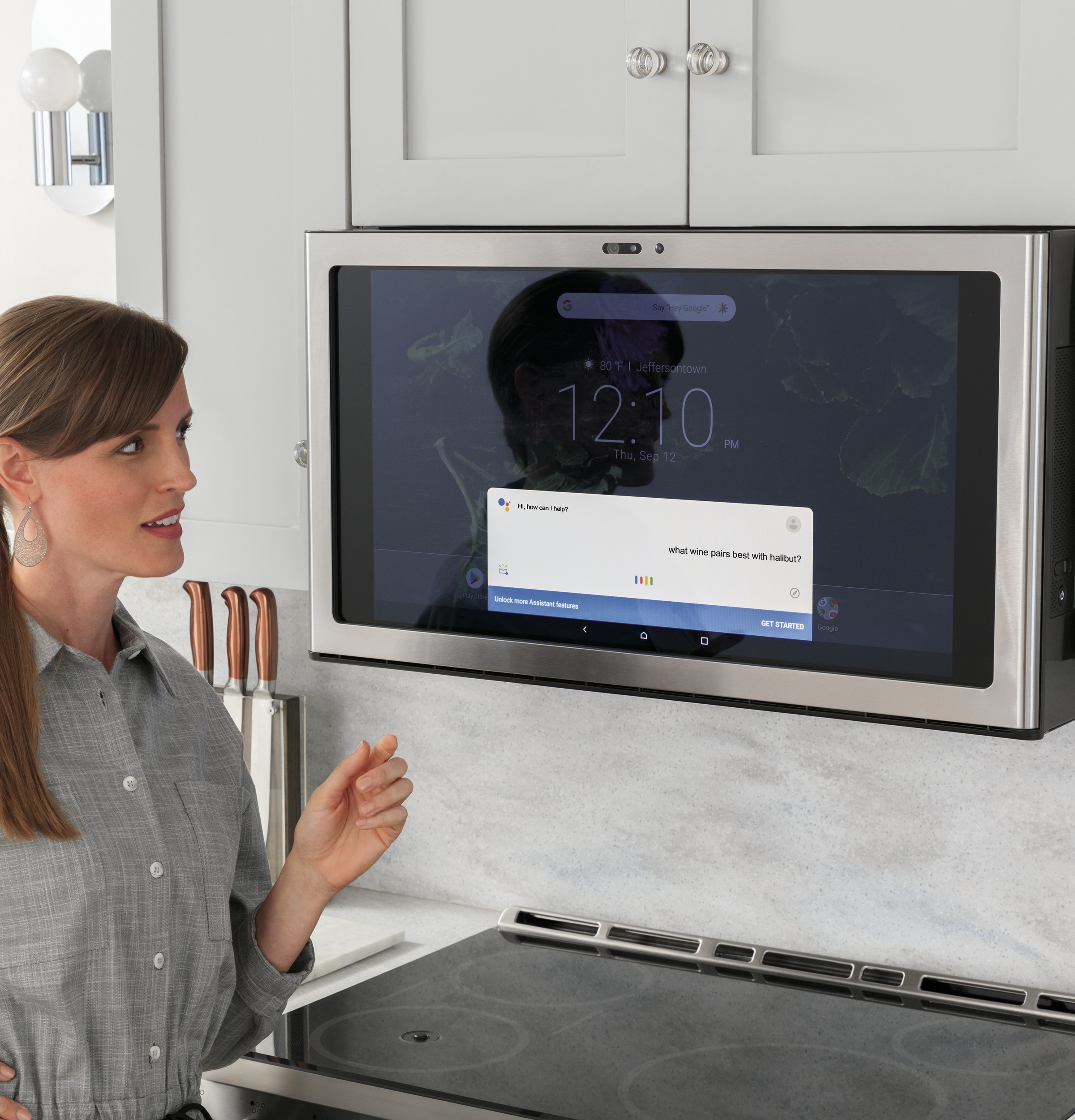 CAFÉ™ 30" Smart Slide-In, Front-Control, Induction and Convection Range with In-Oven Camera CHS90XP2MS1