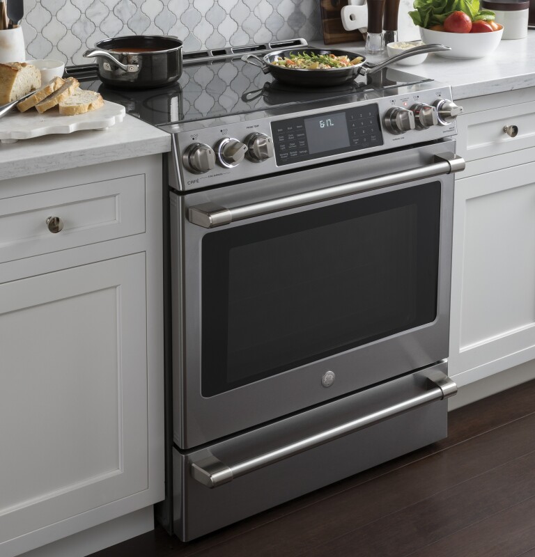 GE Series 30" Slide-In Front Control Induction and Convection Range with Warming Drawer CHS985SELSS