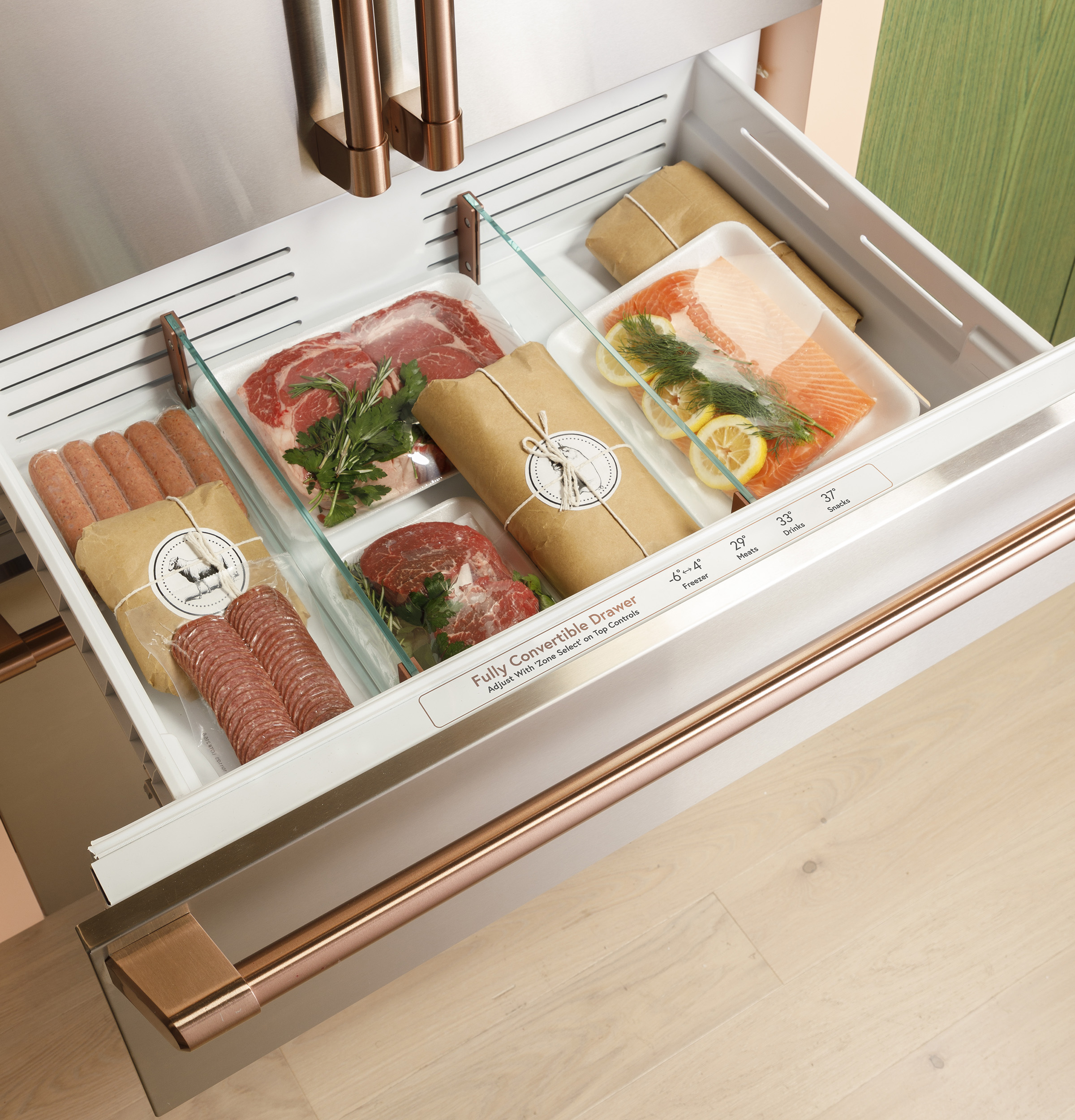 CAFÉ™ 36" Integrated Bottom-Freezer Refrigerator CIC36RP2VS1