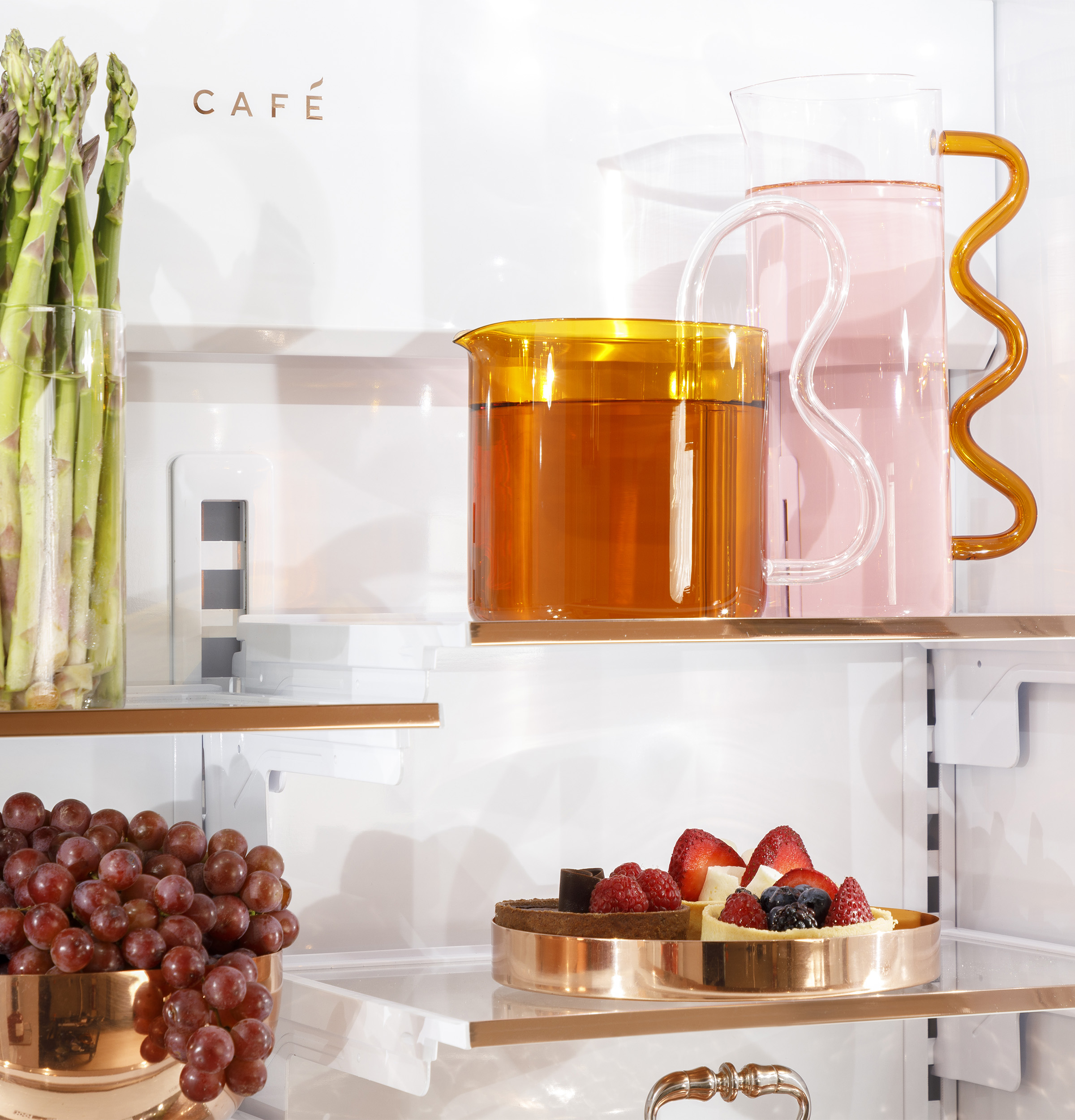 CAFÉ™ 36" Integrated French-Door Refrigerator CIP36NP2VS1