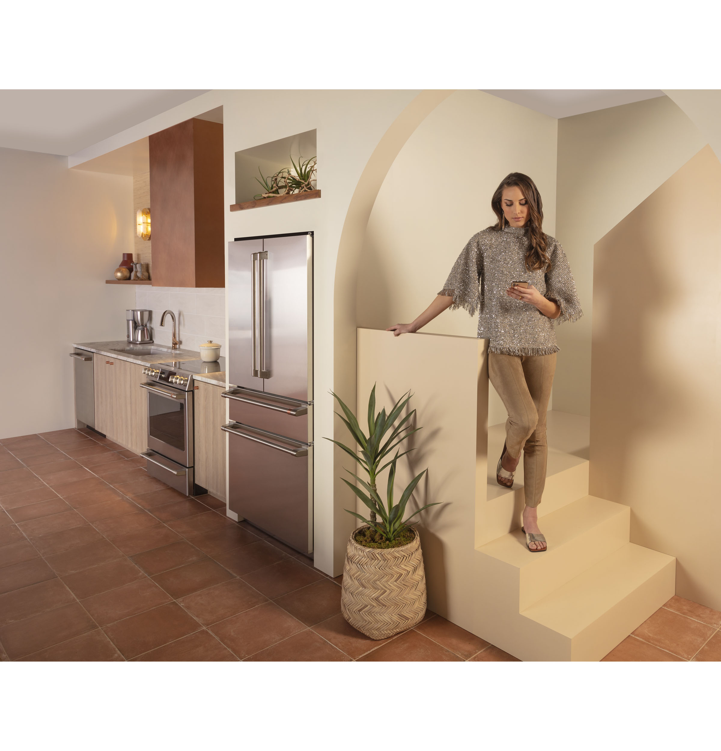 CAFÉ™ ENERGY STAR® 23.2 Cu. Ft. Smart Counter-Depth 4-Door French-Door Refrigerator With Dual-Dispense AutoFill Pitcher CJE23DP2WS1