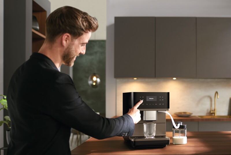 CM6 MilkPerfection Countertop Coffee Machine (Obsidian Black, Bronze Pearl Finish) CM6360OBBP