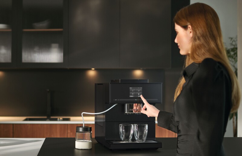 CM7 CoffeeSelect Countertop Coffee Machine (Obsidian Black) CM7750OB