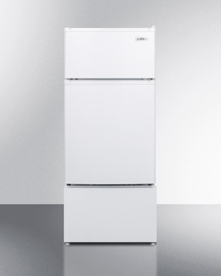 19" Wide Refrigerator-Freezer CP351W