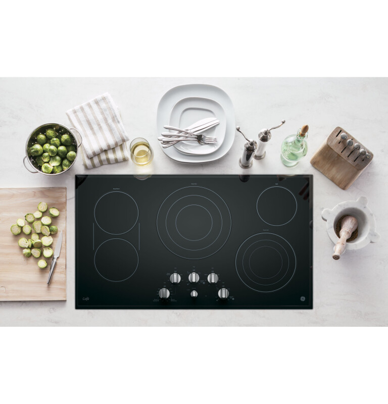 GE Series 36" Built-In Knob Control Electric Cooktop CP9536SJSS