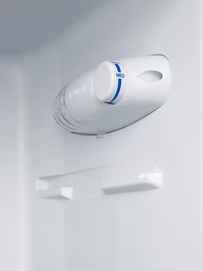 22" Wide Refrigerator-Freezer CP972SS