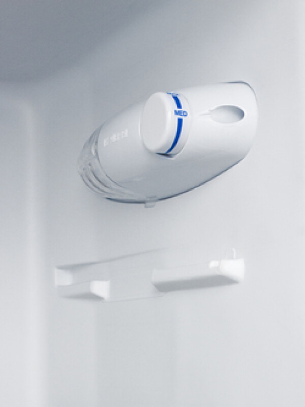 22" Wide Refrigerator-Freezer CP972SS