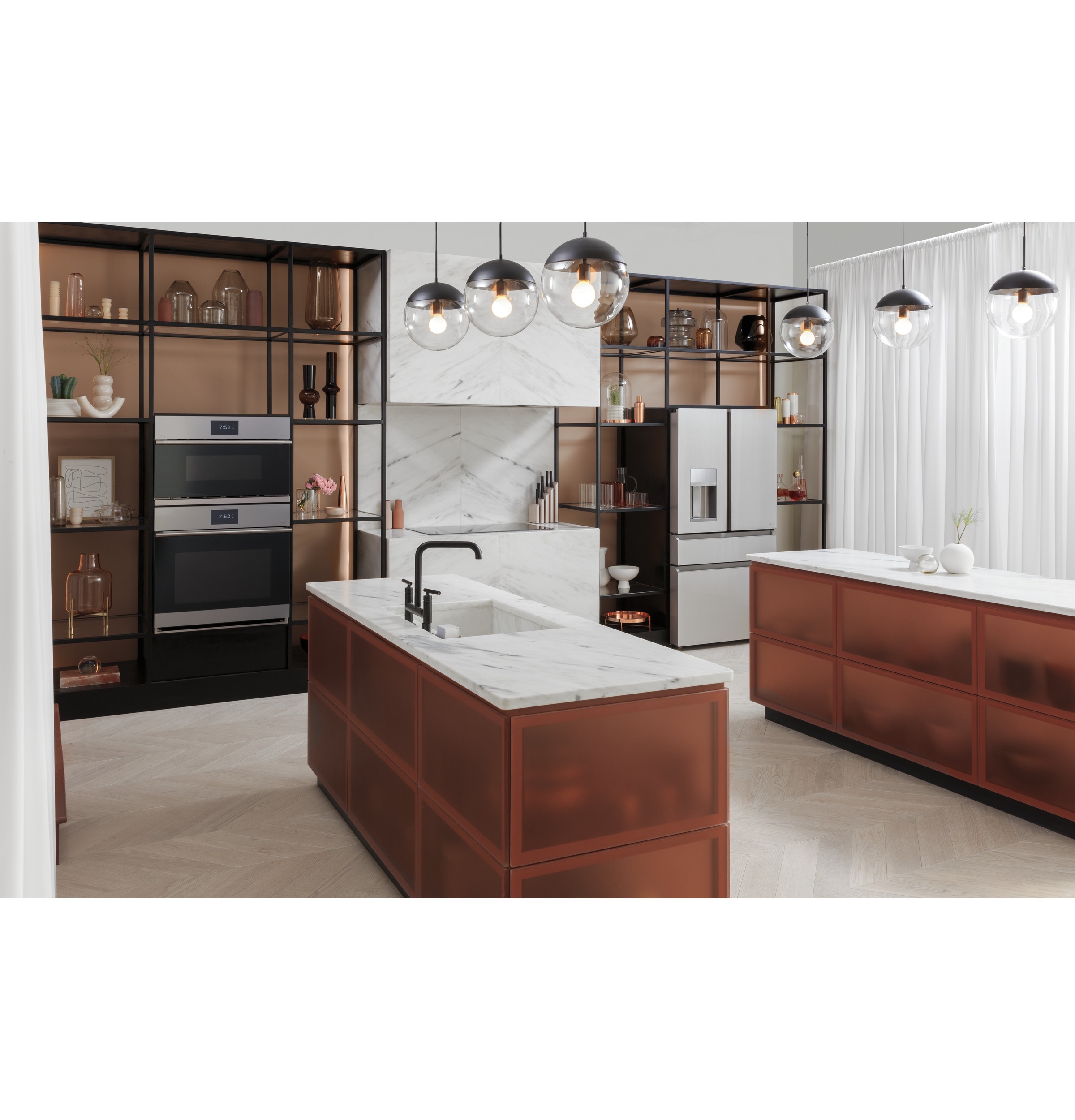 CAFÉ™ 30" Smart Single Wall Oven with Convection in Platinum Glass CTS70DM2NS5