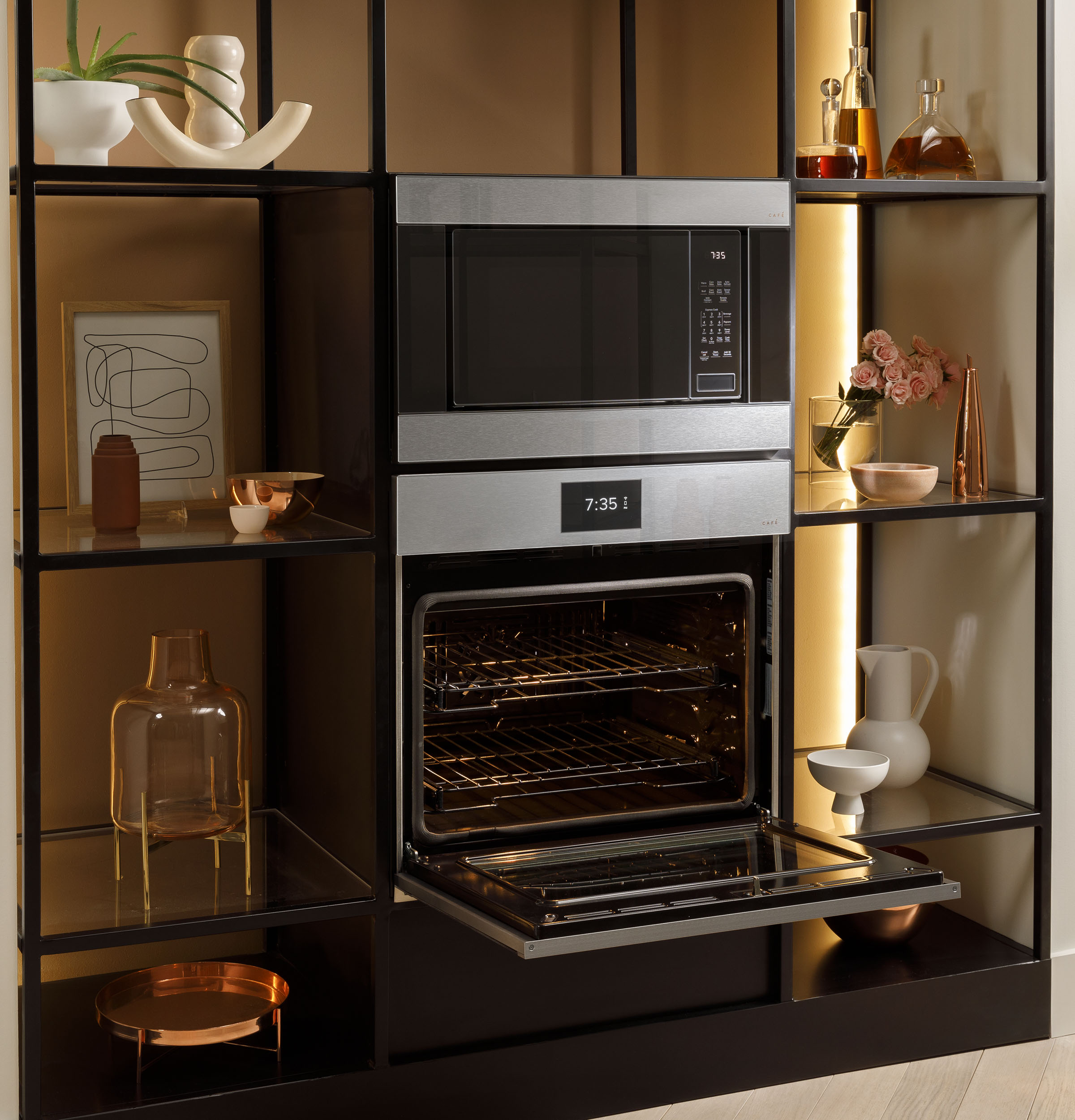 CAFÉ™ 30" Smart Built-In Convection Single Wall Oven in Platinum Glass CTS90DM2NS5