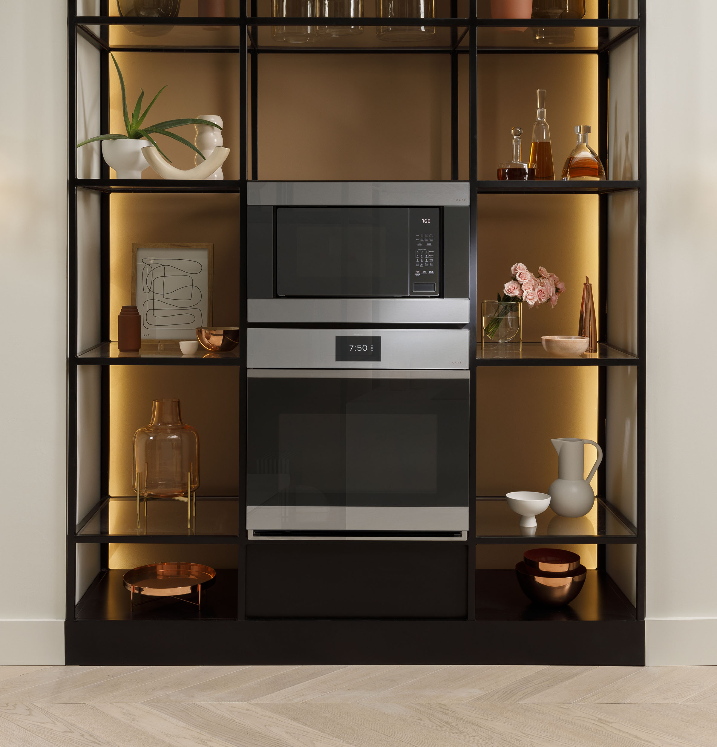 CAFÉ™ 30" Smart Built-In Convection Single Wall Oven in Platinum Glass CTS90DM2NS5