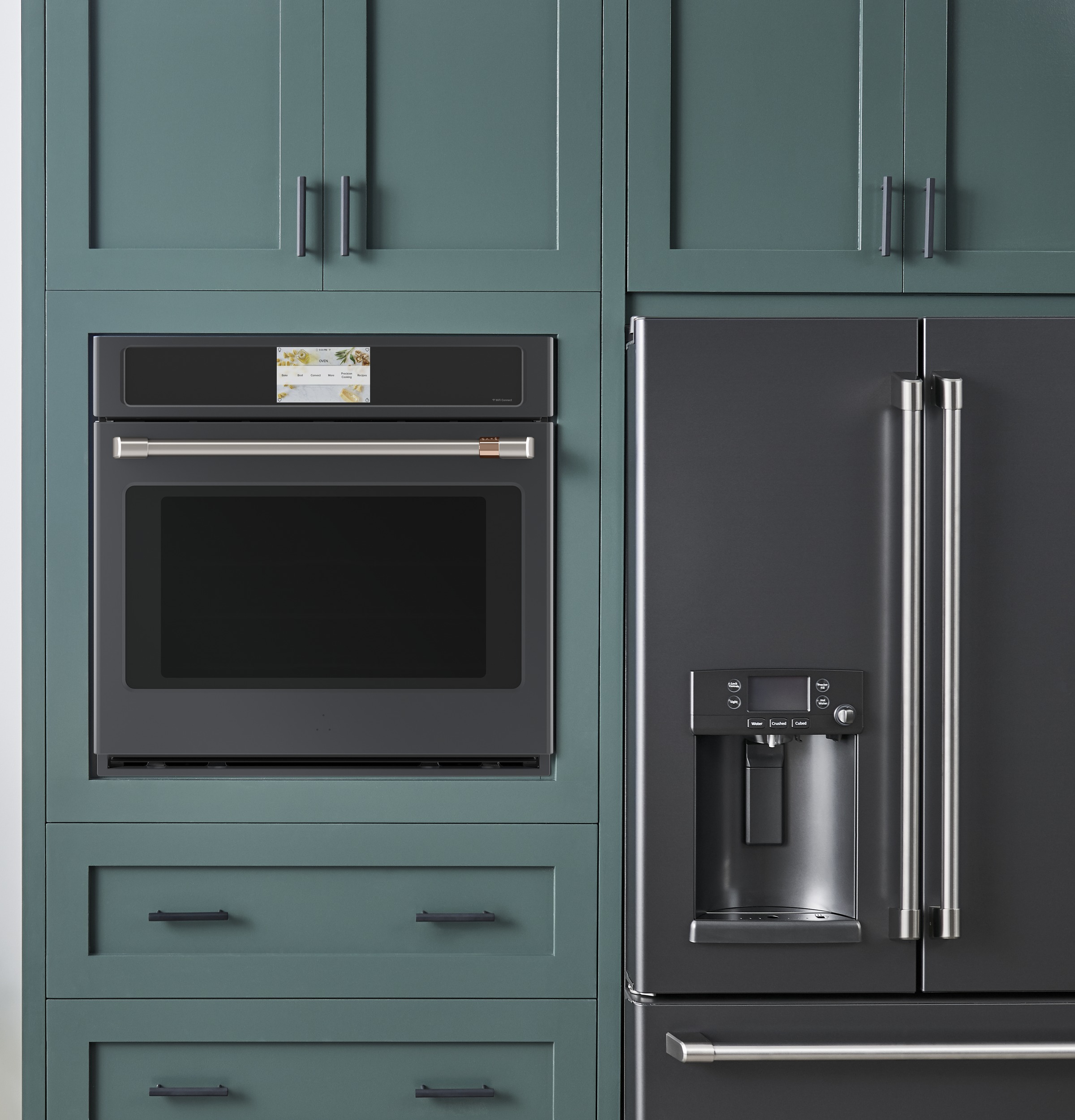 CAFÉ™ Professional Series 30" Smart Built-In Convection Single Wall Oven CTS90DP3ND1