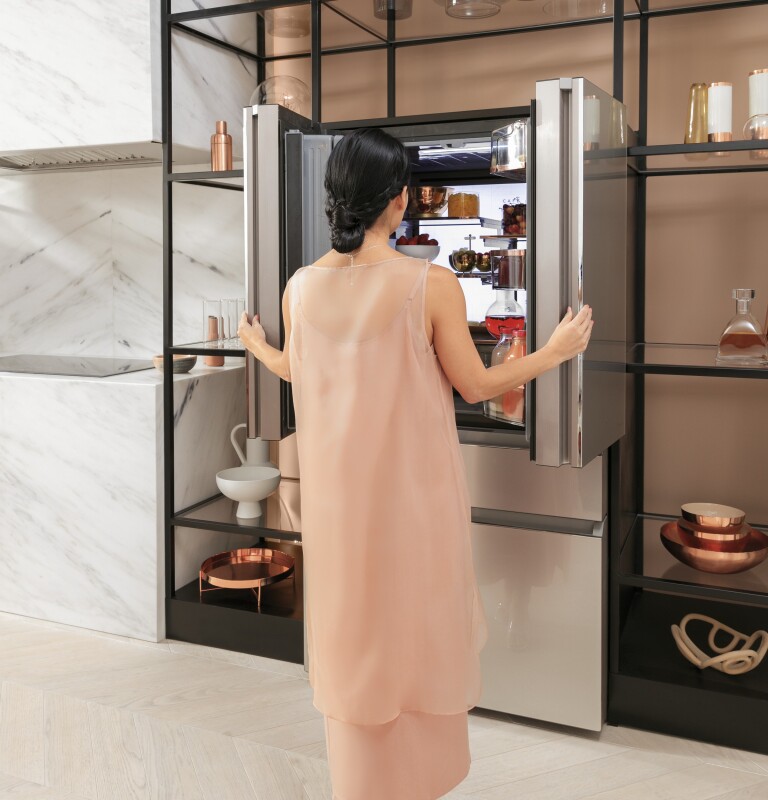 CAFÉ™ ENERGY STAR® 27.8 Cu. Ft. Smart 4-Door French-Door Refrigerator in Platinum Glass CVE28DM5NS5