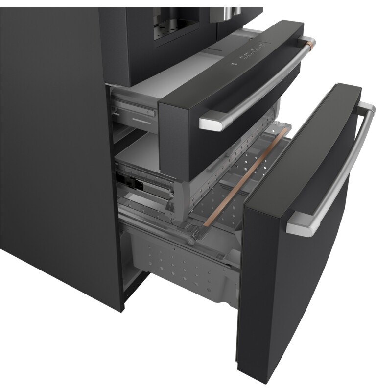 CAFÉ™ ENERGY STAR® 27.8 Cu. Ft. Smart 4-Door French-Door Refrigerator CVE28DP3ND1