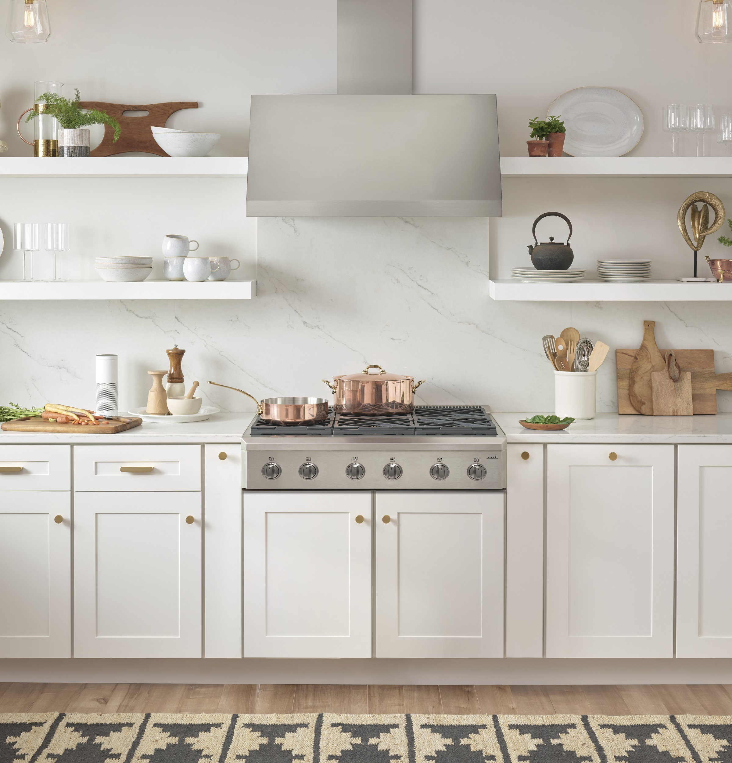 CAFÉ™ 36" Commercial-Style Hood CVW93612MSS