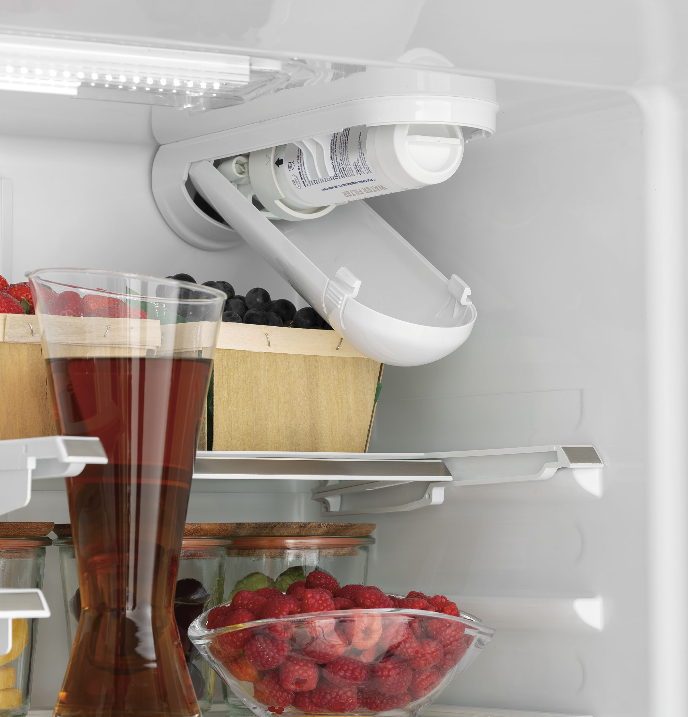 CAFÉ™ ENERGY STAR 18.6 Cu. Ft. Counter-Depth French-Door Refrigerator CWE19SP4NW2