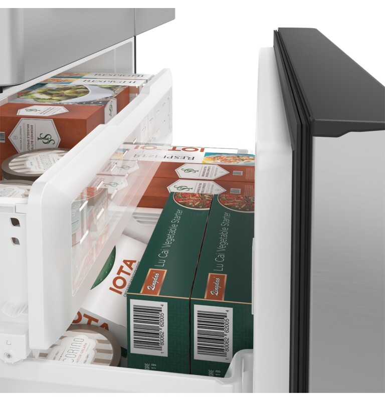 CAFÉ™ ENERGY STAR® 23.1 Cu. Ft. Smart Counter-Depth French-Door Refrigerator CWE23SP2MS1