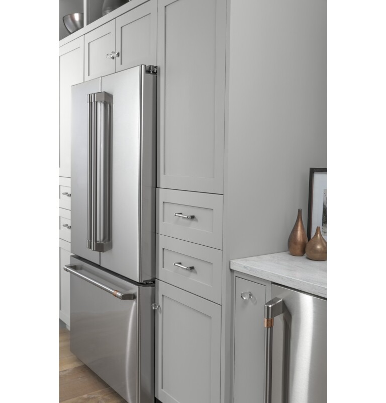 CAFÉ™ ENERGY STAR® 23.1 Cu. Ft. Smart Counter-Depth French-Door Refrigerator CWE23SP2MS1