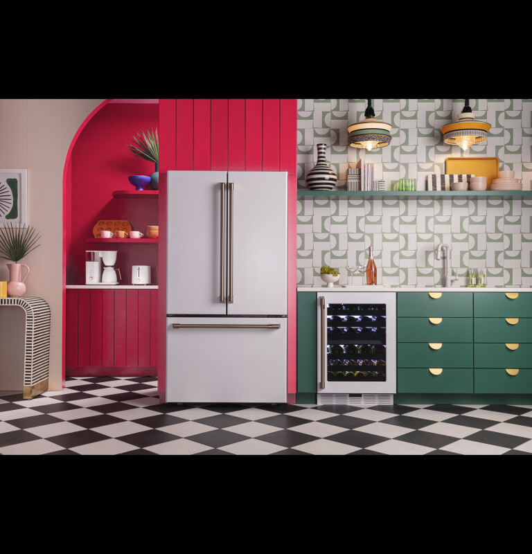 CAFÉ™ ENERGY STAR® 23.1 Cu. Ft. Smart Counter-Depth French-Door Refrigerator CWE23SP4MW2