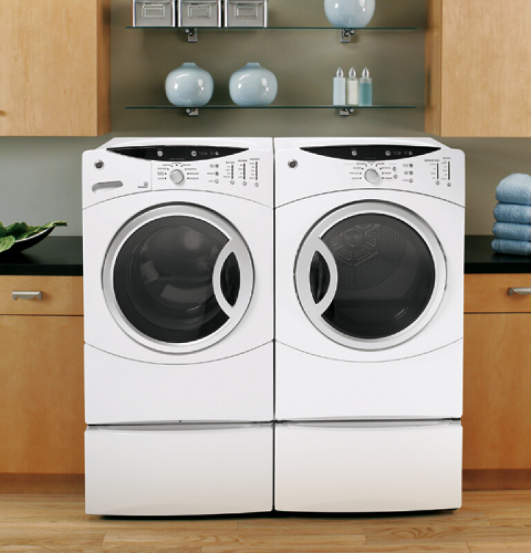 7.0 Cu. Ft. Super Capacity Electric Dryer DBVH512EFWW