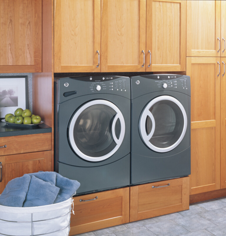 7.0 Cu.Ft. Super Capacity Electric Dryer DCVH515EFGG