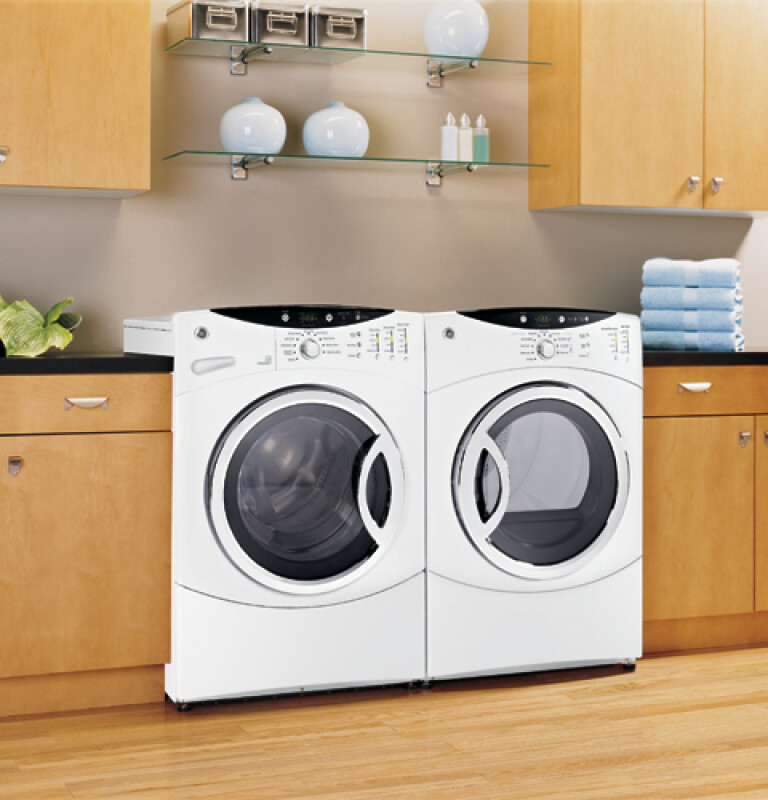 7.0 Cu. Ft. Super Capacity Electric Dryer DCVH640EJWW