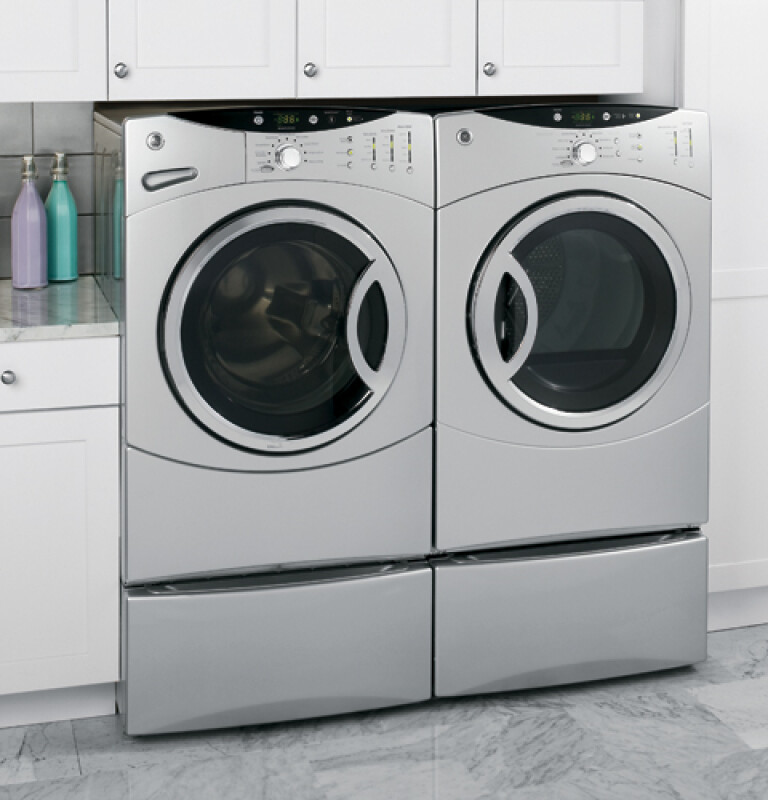 7.0 Cu.Ft. Super Capacity Electric Dryer DCVH680EJMS