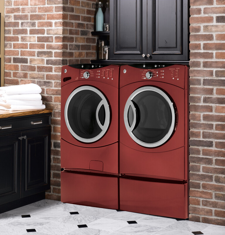 7.0 Cu.Ft. Super Capacity Electric Dryer DCVH680EJMV