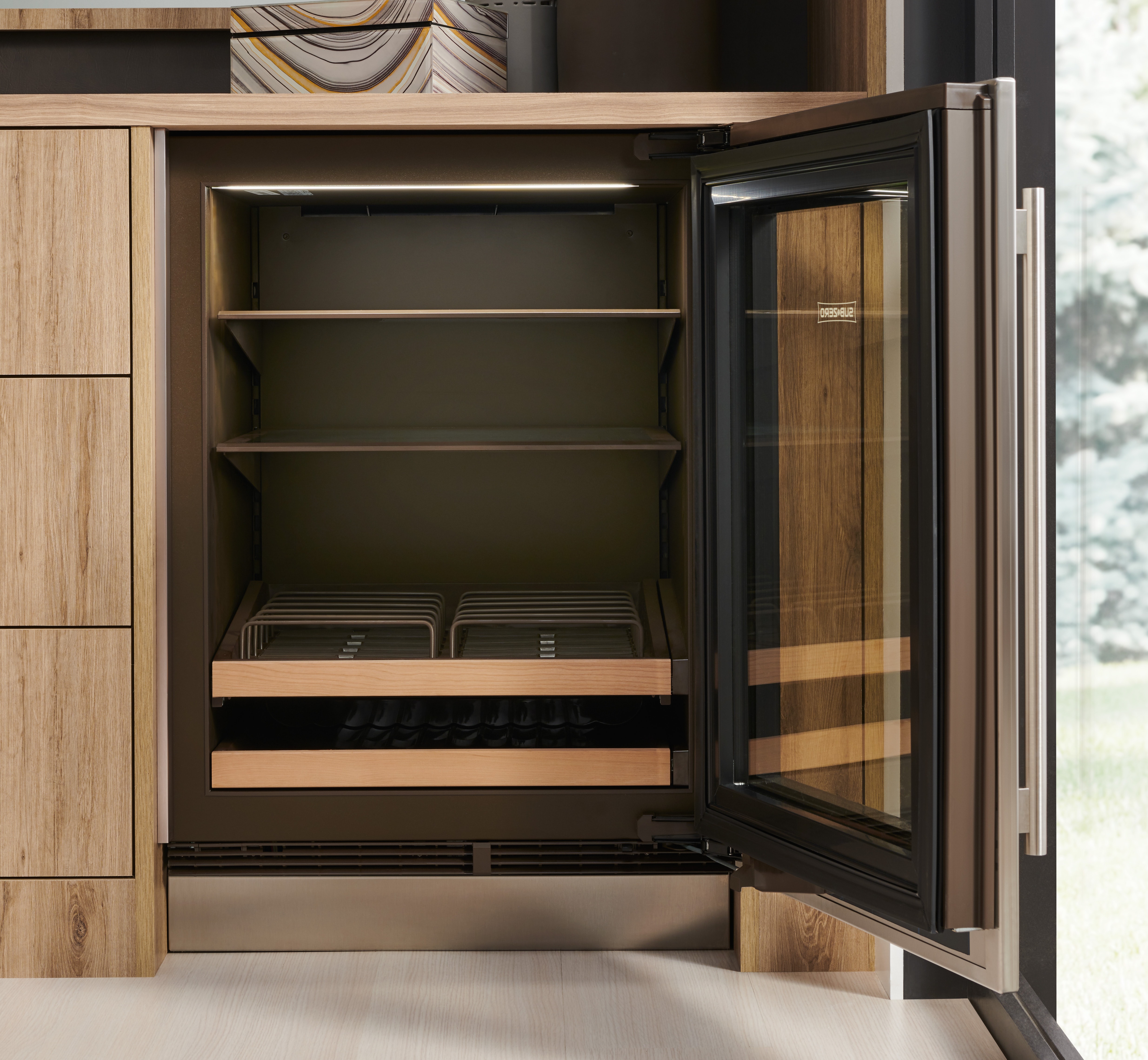 Sub-Zero 24" Designer Undercounter Beverage Center - Right Hinge Custom/Panel Ready DEU2450BAR Picture 1