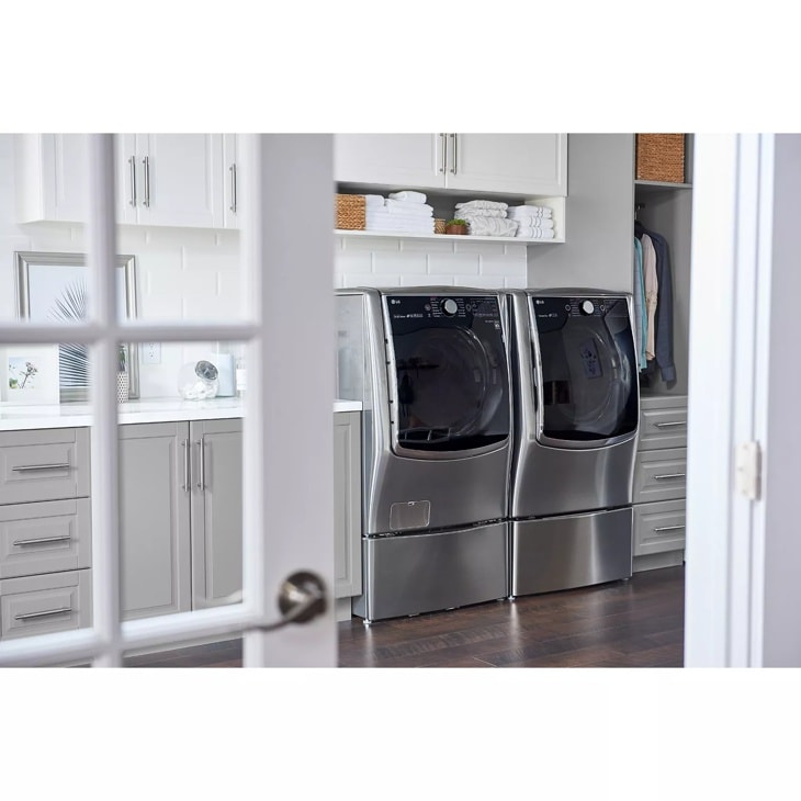 9.0 cu. ft. Large Smart wi-fi Enabled Electric Dryer w/ TurboSteam™ DLEX9000V