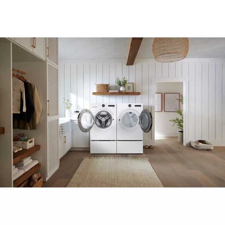 7.4 cu. ft. Ultra Large Capacity Smart Front Load Gas Dryer with Sensor Dry & Steam Technology DLGX5501W
