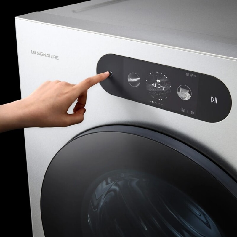 9.0 Cu. Ft. Mega Capacity Smart Front Load Gas Dryer With Built-in Intelligence, Turbosteam® And Touch Lcd Control DLGX9901S