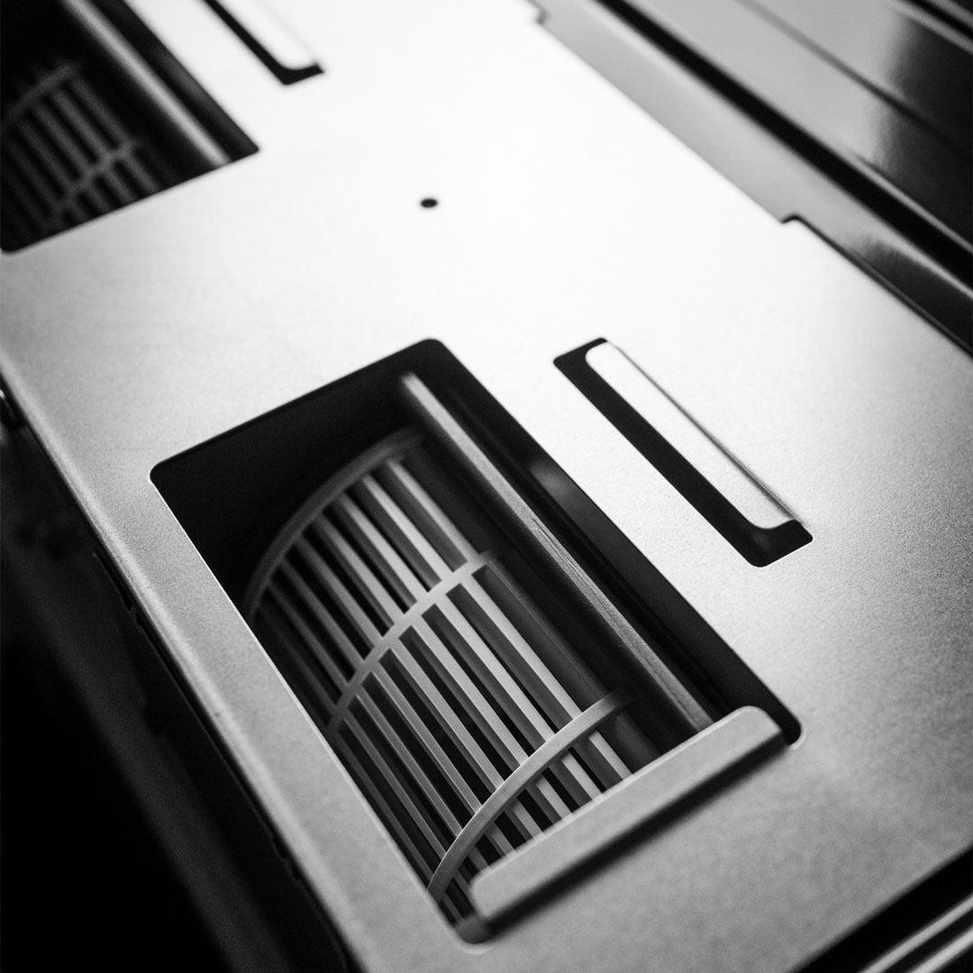 1.4 cu. ft. Over The Range Microwave Oven DOM014401G1