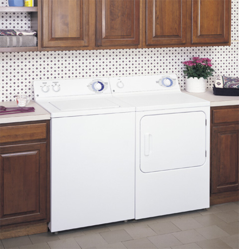 Extra-Large 5.7 Cu. Ft. Capacity Gas Dryer DVL223GBWW