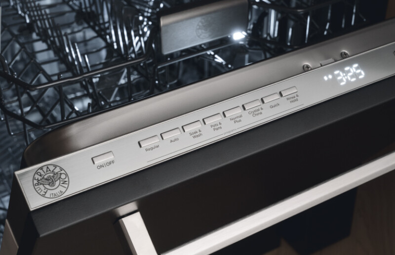 24 inch Dishwasher Tall Tub with Panel and Bar Handle, 16 place settings, 39 dB, 8 wash cycles DW24T3IXT