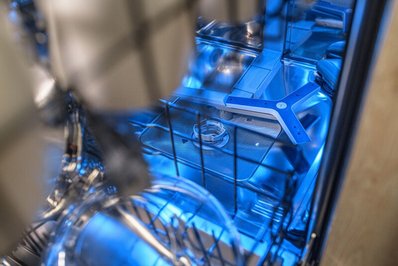 Sapphire - Professional Handle - $500 w/1,2,Free DWHD660EFP