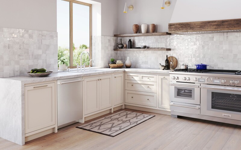 Sapphire 24" Top Control Smart Built-In Tub Dishwasher with 3rd Rack and Interior Light, 42 dBA DWHD661EFP