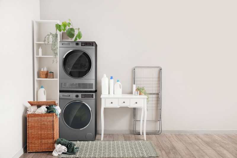 2.2 cu. ft. 24″ Front Load Washing Machine DWM022D1DSDB