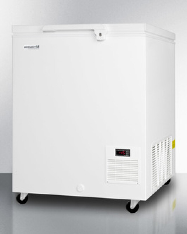 4.8 Cu.Ft. Chest Freezer EL11LT