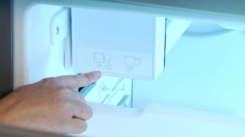 Counter-Depth French Door Refrigerator with Luxury-Touch Controls EL23BC90KS