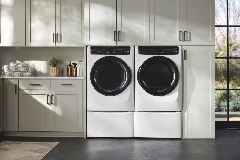 700 Series Electric Dryer - 8.0 Cu. Ft. ELFE7738MW